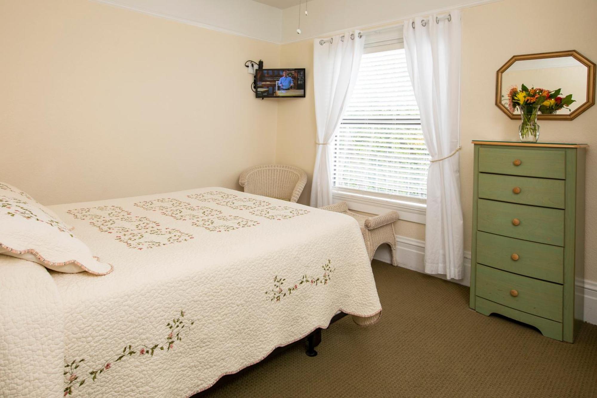 Hayes Valley Inn Сан Франциско Стая снимка